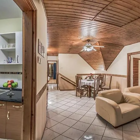 Maria * Залакарош