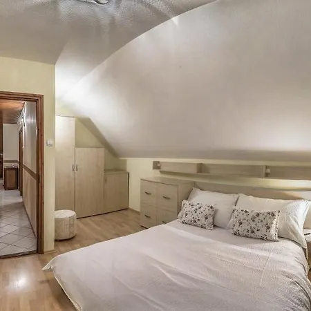 Maria Апартаменты